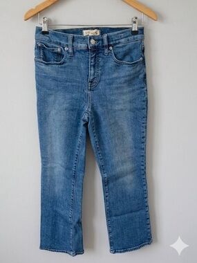 Madewell Mid-Rise Kick Out Crop Jeans Light Blue Wash size 27 - see description